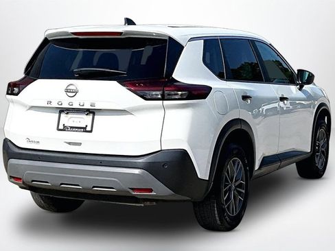 Used 2023 Nissan Rogue S FWD image 5
