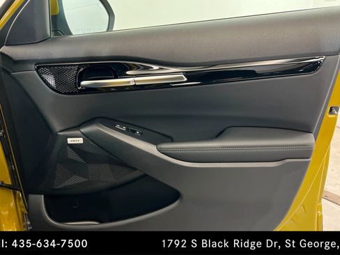 Used 2024 Kia Seltos SX w/ SX Sunroof Package image 23