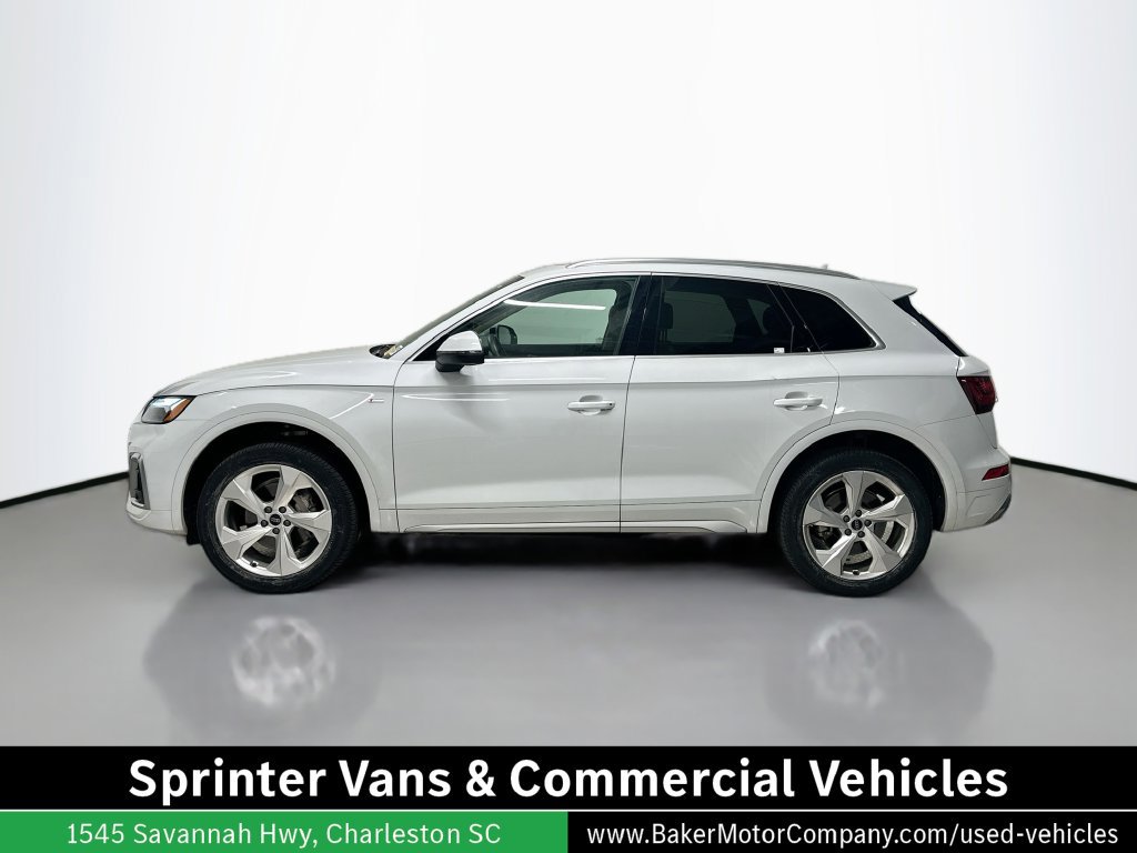 Used 2023 Audi Q5 2.0T Premium Plus w/ Premium Plus Package AWD/4WD image 2