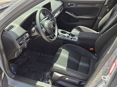 Used 2025 Honda Civic Sport image 10