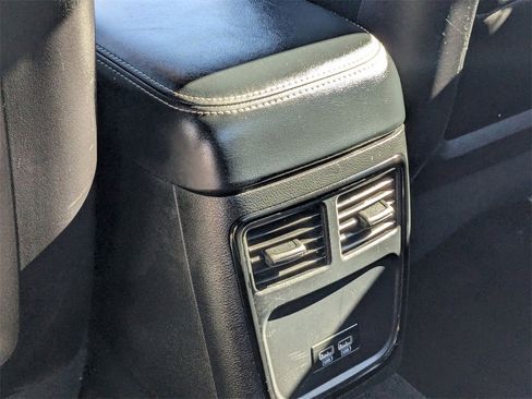 Used 2023 Chrysler 300 S image 30