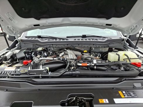 Used 2024 Ford F250 Limited w/ FX4 Off-Road Package image 29