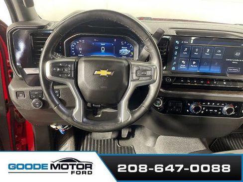 Used 2023 Chevrolet Silverado 1500 LT w/ Convenience Package II AWD/4WD image 13