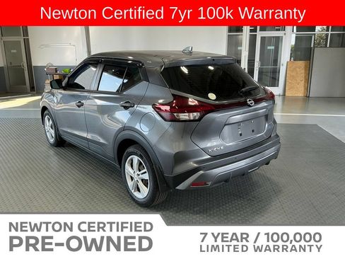 Used 2023 Nissan Kicks S FWD image 5