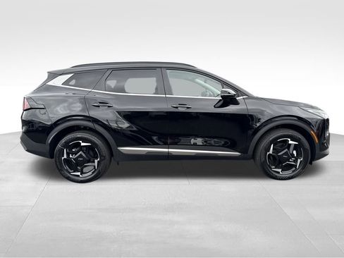 New 2026 Kia Sportage EX w/ EX Panorama Roof Package image 9