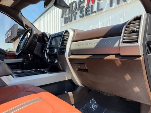 Used 2019 Ford F250 King Ranch w/ King Ranch Ultimate Package AWD/4WD image 22