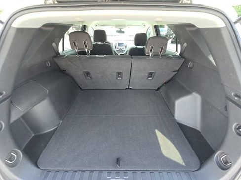 Used 2020 Chevrolet Equinox LS w/ LS Convenience Package FWD image 11