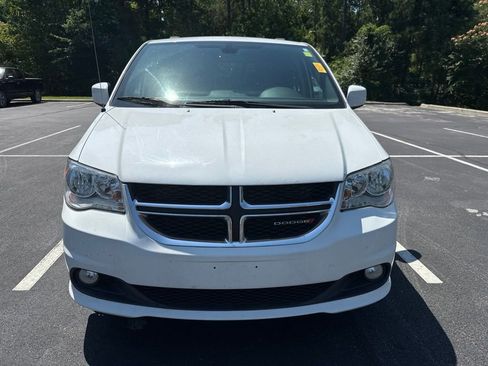 Used 2019 Dodge Grand Caravan SXT FWD image 6
