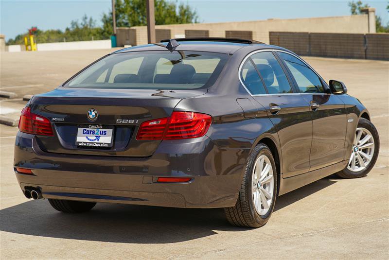 Used 2016 BMW 528i xDrive Sedan AWD/4WD image 7