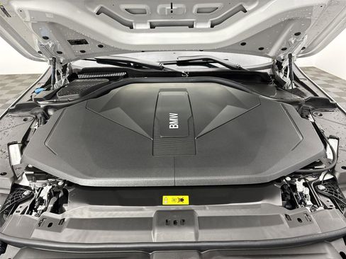 New 2026 BMW i5 eDrive40 AWD/4WD image 20