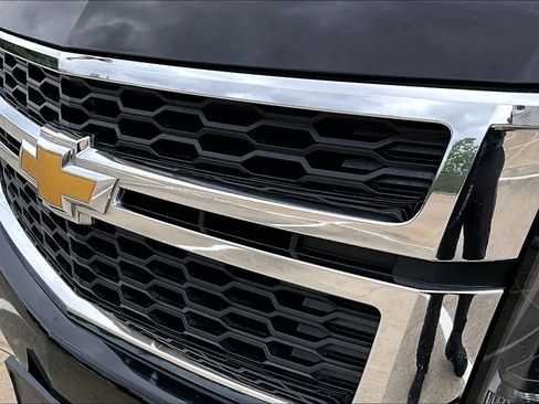 Used 2015 Chevrolet Tahoe LT w/ Texas Edition image 28