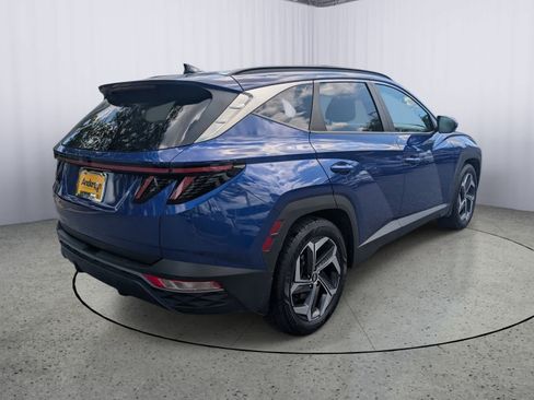 Used 2022 Hyundai Tucson SEL w/ Convenience + Premium Package FWD image 3