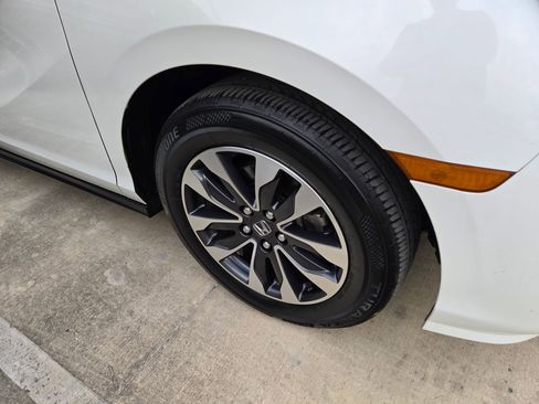 Used 2021 Honda Odyssey EX-L image 7