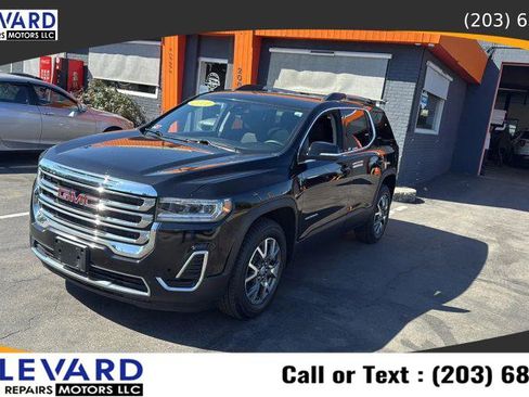 Used 2021 GMC Acadia SLE w/ Driver Convenience Package image 3