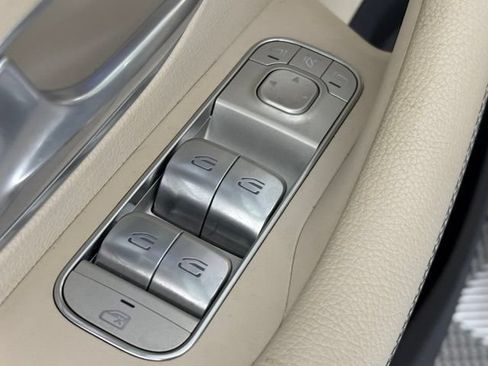 Used 2021 Mercedes-Benz GLE 350 image 25