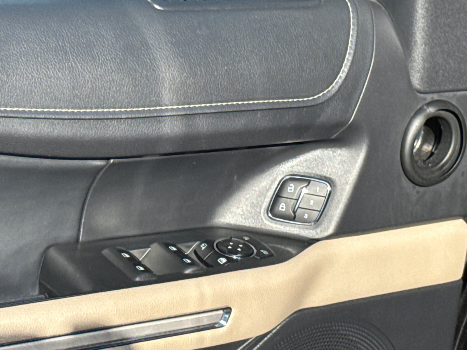 Used 2024 Ford Expedition Max Limited AWD/4WD image 13