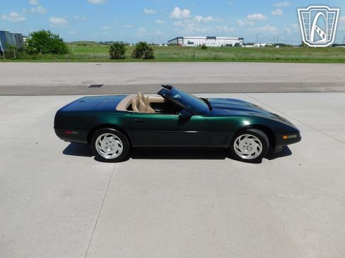 Used 1994 Chevrolet Corvette Convertible image 12