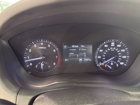 Used 2020 Genesis G80 3.8 RWD image 25