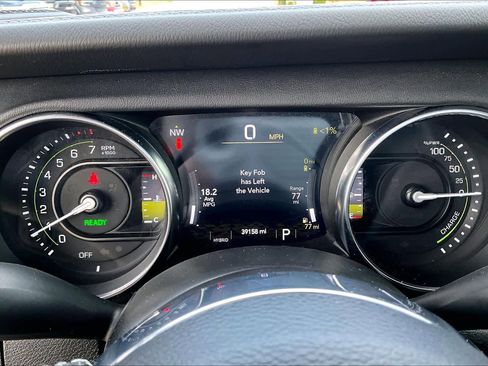 Certified 2022 Jeep Wrangler Unlimited Sahara w/ Cold Weather Group image 27