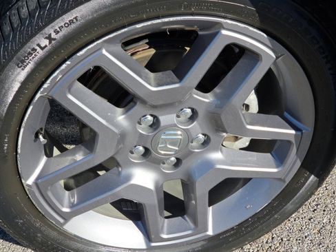 Used 2023 Honda Passport EX-L image 12