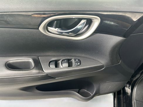 Used 2019 Nissan Sentra SV w/ Special Edition Package image 15