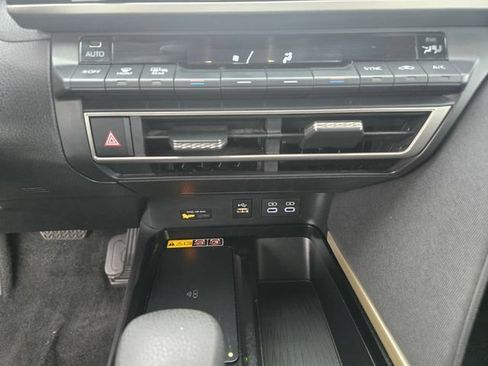 Certified 2025 Toyota Camry LE FWD image 17