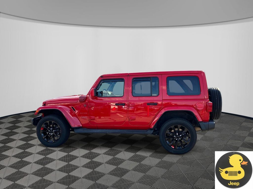 Used 2021 Jeep Wrangler Unlimited Sahara w/ Cold Weather Group AWD/4WD image 2