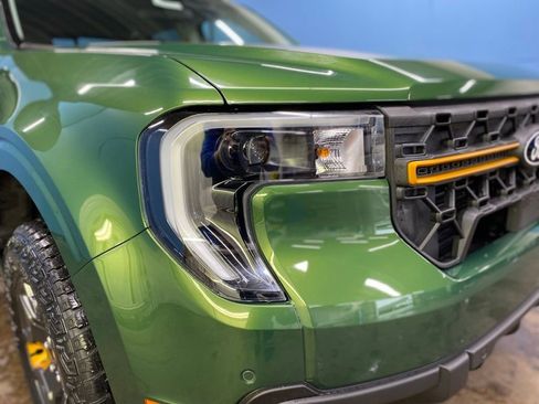 New 2025 Ford Maverick Tremor image 2