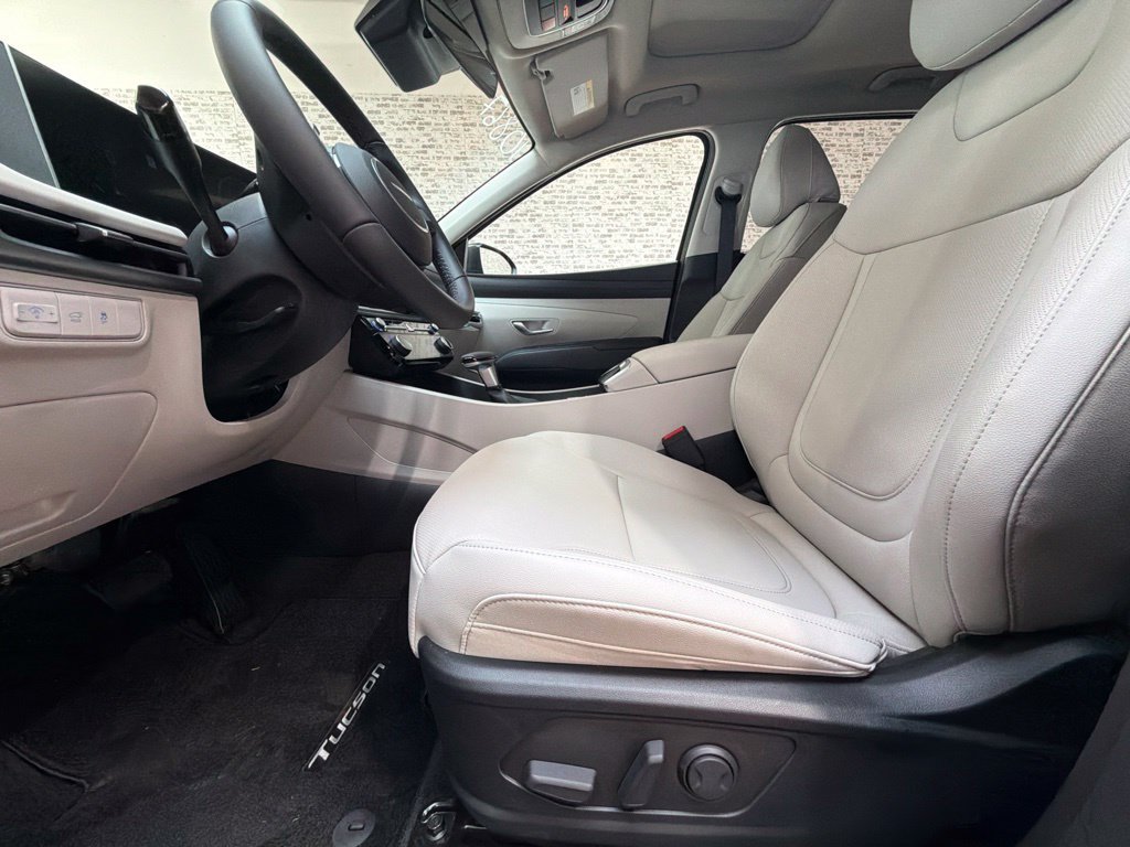 New 2026 Hyundai Tucson SEL FWD image 25