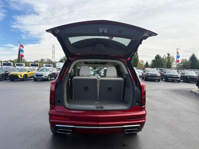 Certified 2023 Cadillac XT6 Premium Luxury w/ Technology Package AWD/4WD image 17