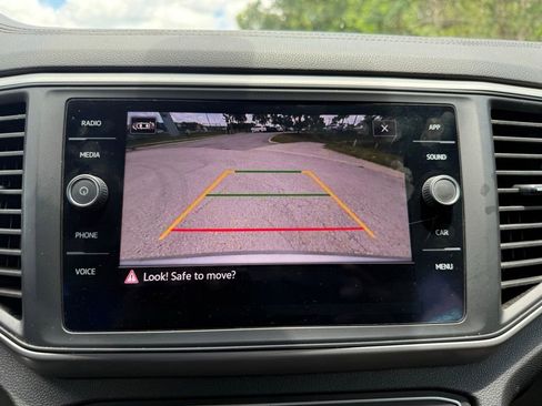 Used 2021 Volkswagen Atlas SE w/ Towing Package AWD/4WD image 29