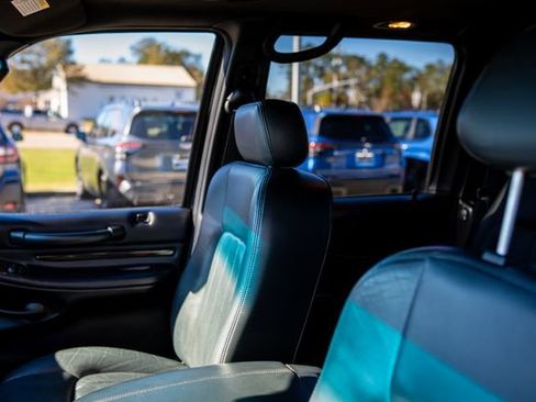 Used 2002 Lincoln Blackwood image 31