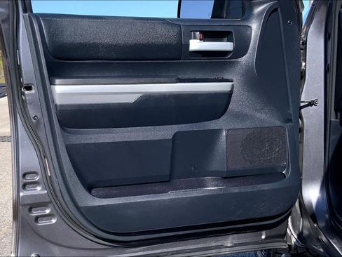 Used 2016 Toyota Tundra SR5 image 20