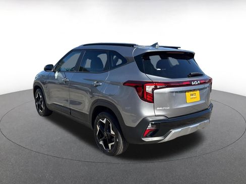 Used 2025 Kia Seltos S FWD image 13