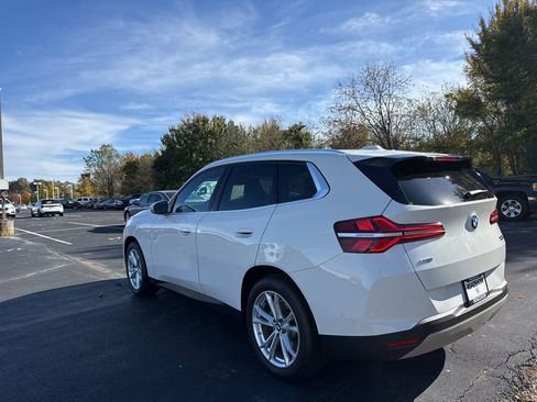 Used 2025 BMW X3 xDrive30i w/ Convenience Package image 3
