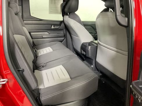 Used 2025 Toyota Tacoma TRD Off-Road image 23