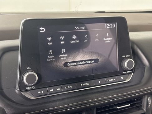 Used 2022 Nissan Rogue S AWD/4WD image 27