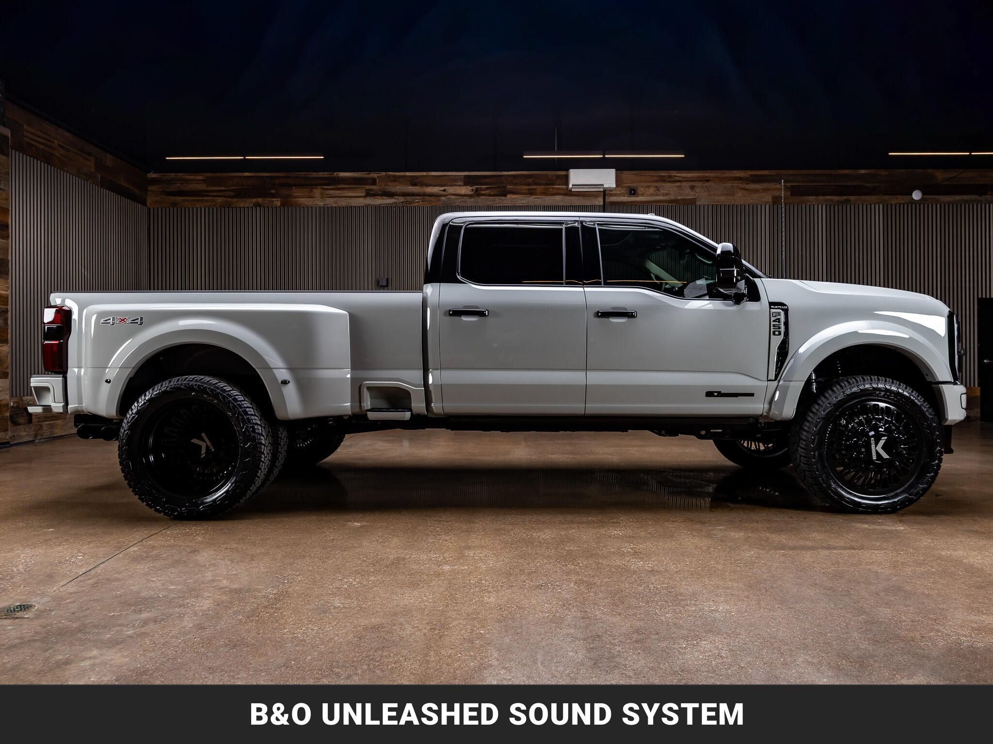 Used 2026 Ford F450 Platinum w/ Platinum Plus Package AWD/4WD image 11