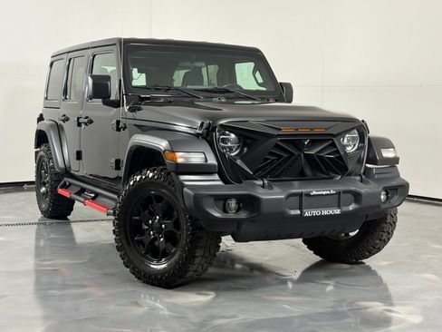 Used 2020 Jeep Wrangler Unlimited Sport AWD/4WD image 2