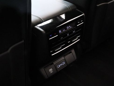 Used 2023 Acura MDX Technology image 11