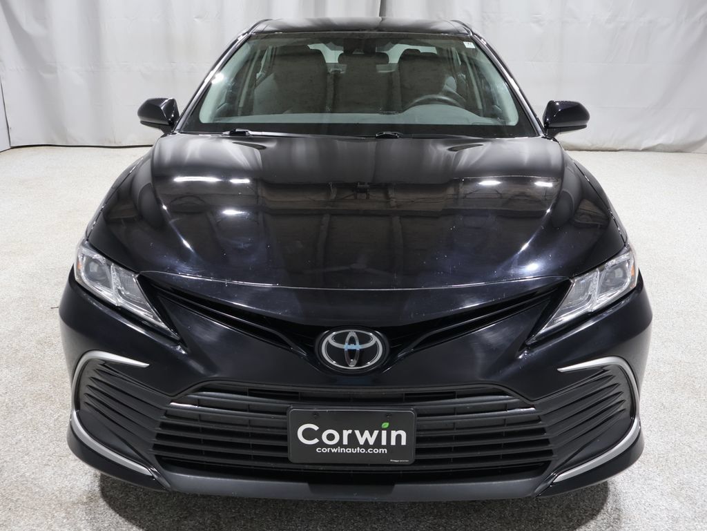 Used 2022 Toyota Camry LE AWD/4WD image 7