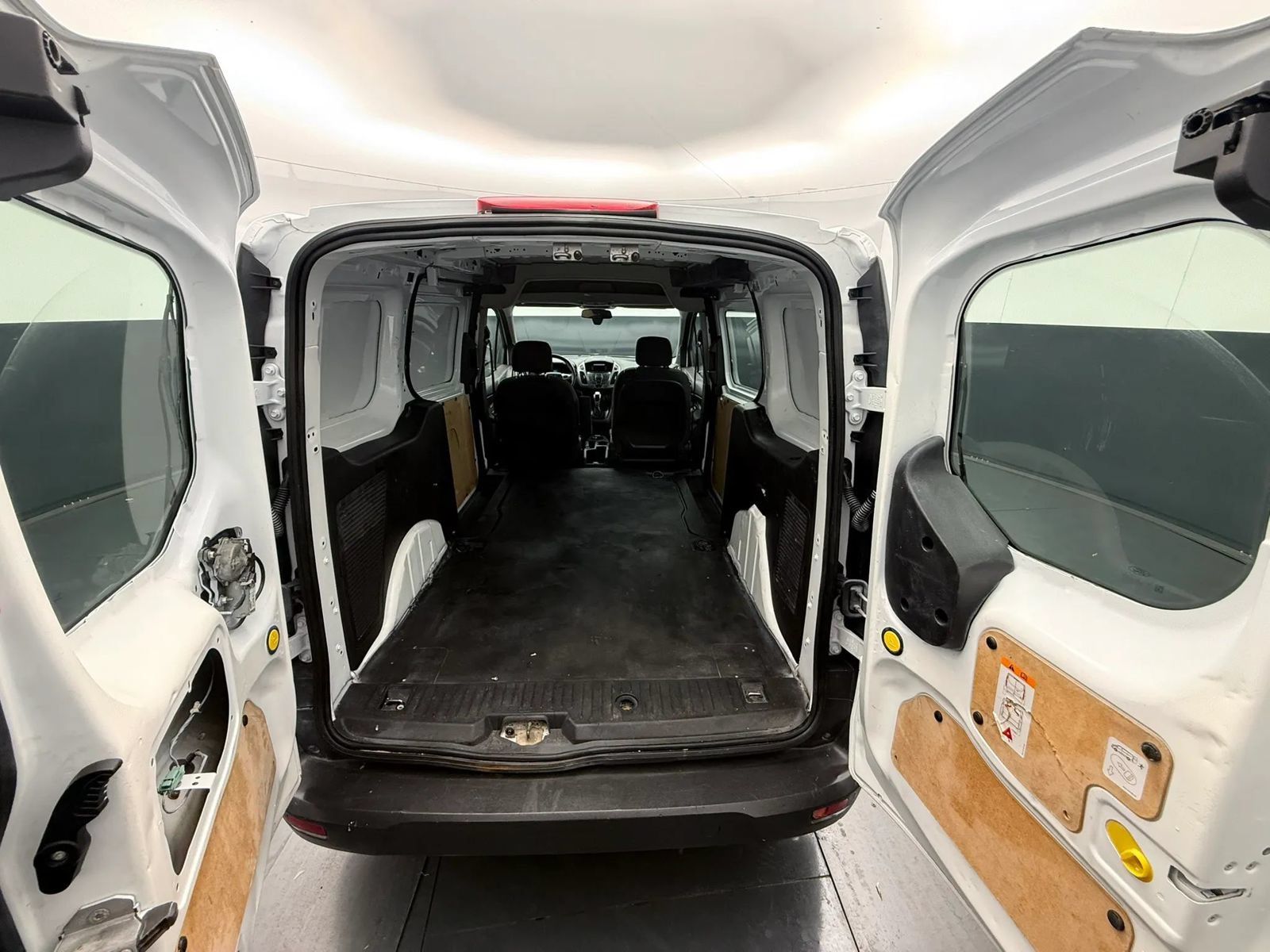 Used 2016 Ford Transit Connect XL FWD image 20