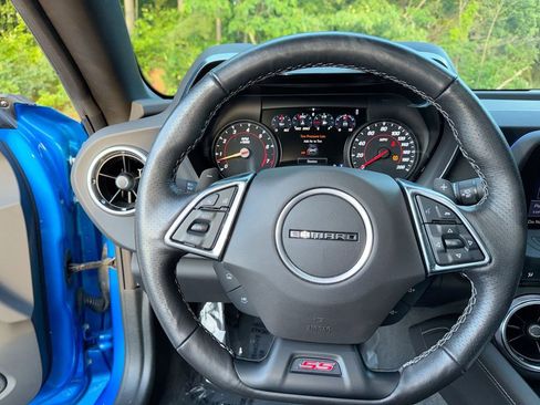 Used 2024 Chevrolet Camaro SS RWD image 16