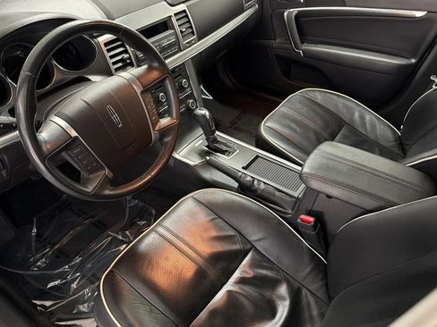 Used 2011 Lincoln MKZ w/ Sport Appearance Pkg image 4