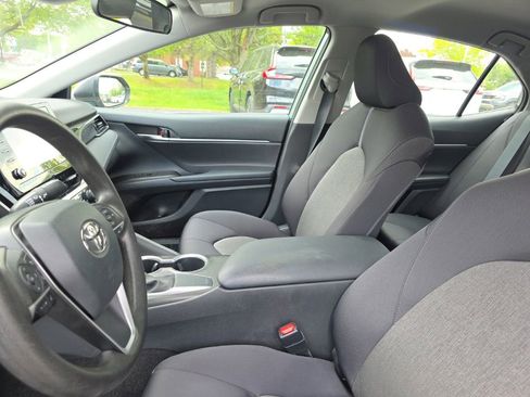 Used 2021 Toyota Camry LE FWD image 23