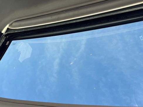 Used 2016 Subaru Legacy 3.6R Limited image 16