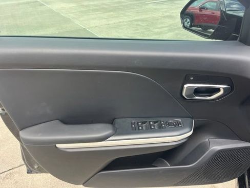 Used 2025 Kia K4 GT-Line FWD image 12