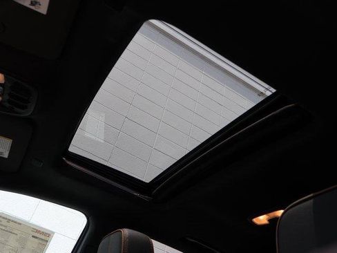 New 2025 GMC Canyon Denali image 43