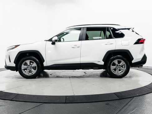 Used 2024 Toyota RAV4 XLE w/ Weather Package AWD/4WD image 7
