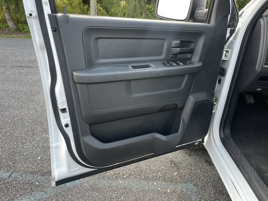 Used 2011 RAM 1500 ST w/ ST Popular Equipment Group AWD/4WD image 12
